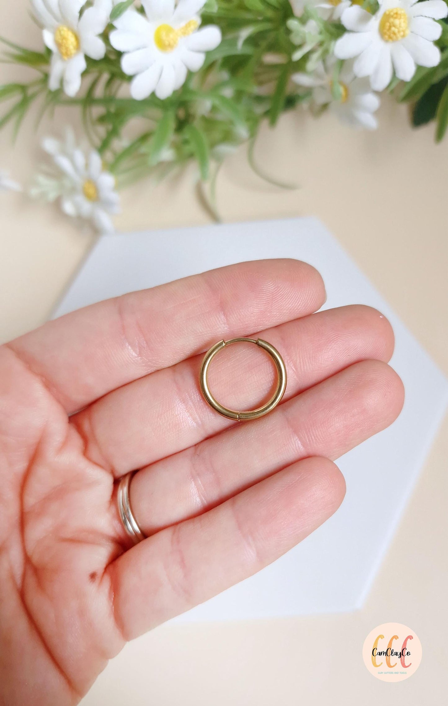 Boucles d'oreilles créoles diamètre 18 mm épaisseur 2 mm en acier inoxydable pour la fabrication de bijoux, doré et argenté - 2 pièces