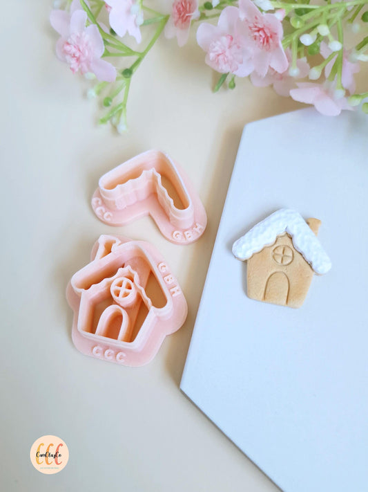 Emporte-pièce 3D en forme de maison en pain d'épices et neige pour la fabrication de bijoux en argile polymère