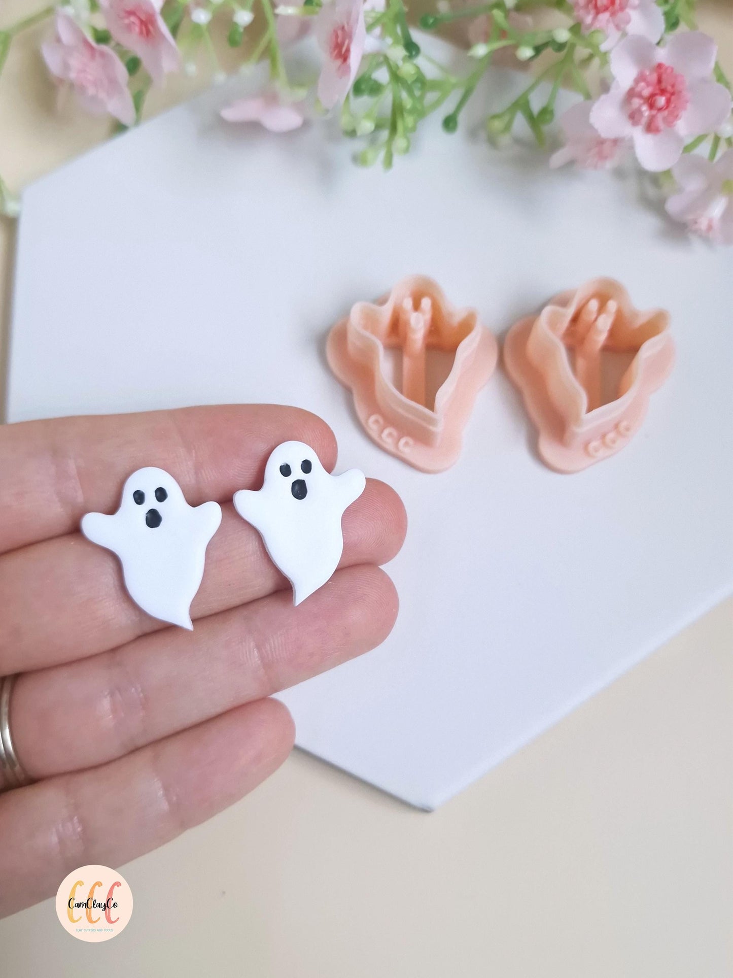 Lot de deux emporte-pièces 3D en forme de fantômes pour la fabrication de bijoux en argile polymère
