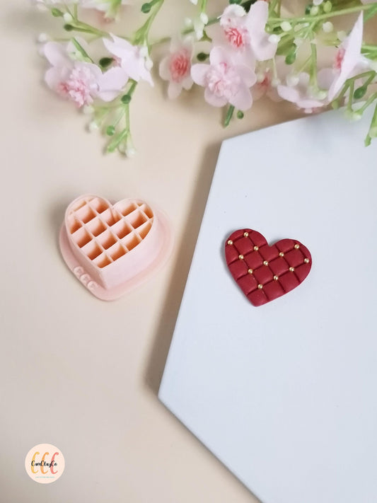 Emporte-pièce 3D en forme de cœur capitonné pour la fabrication de bijoux en argile polymère