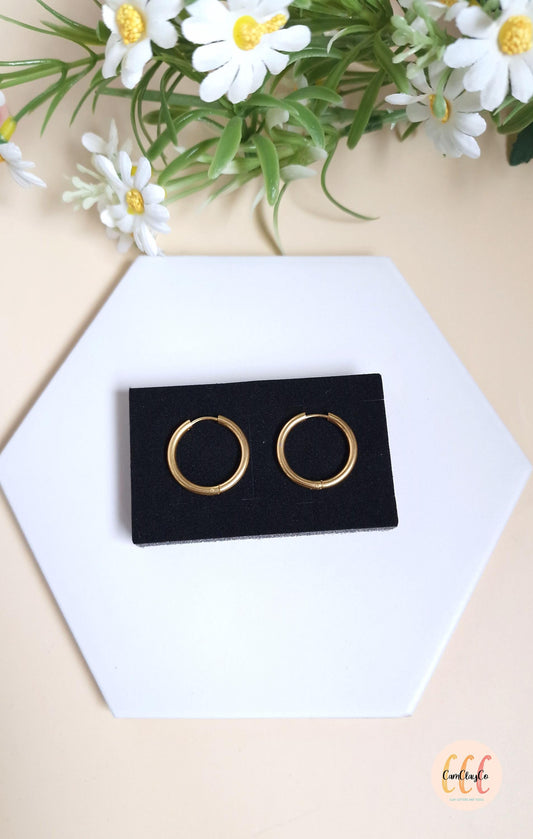 Boucles d'oreilles créoles diamètre 23 mm épaisseur 2,5 mm en acier inoxydable pour la fabrication de bijoux, doré et argenté - 2 pièces