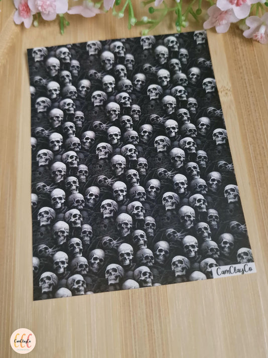 Feuille de transfert soluble à l'eau pour la fabrication de bijoux en argile polymère - Crânes noir et blanc
