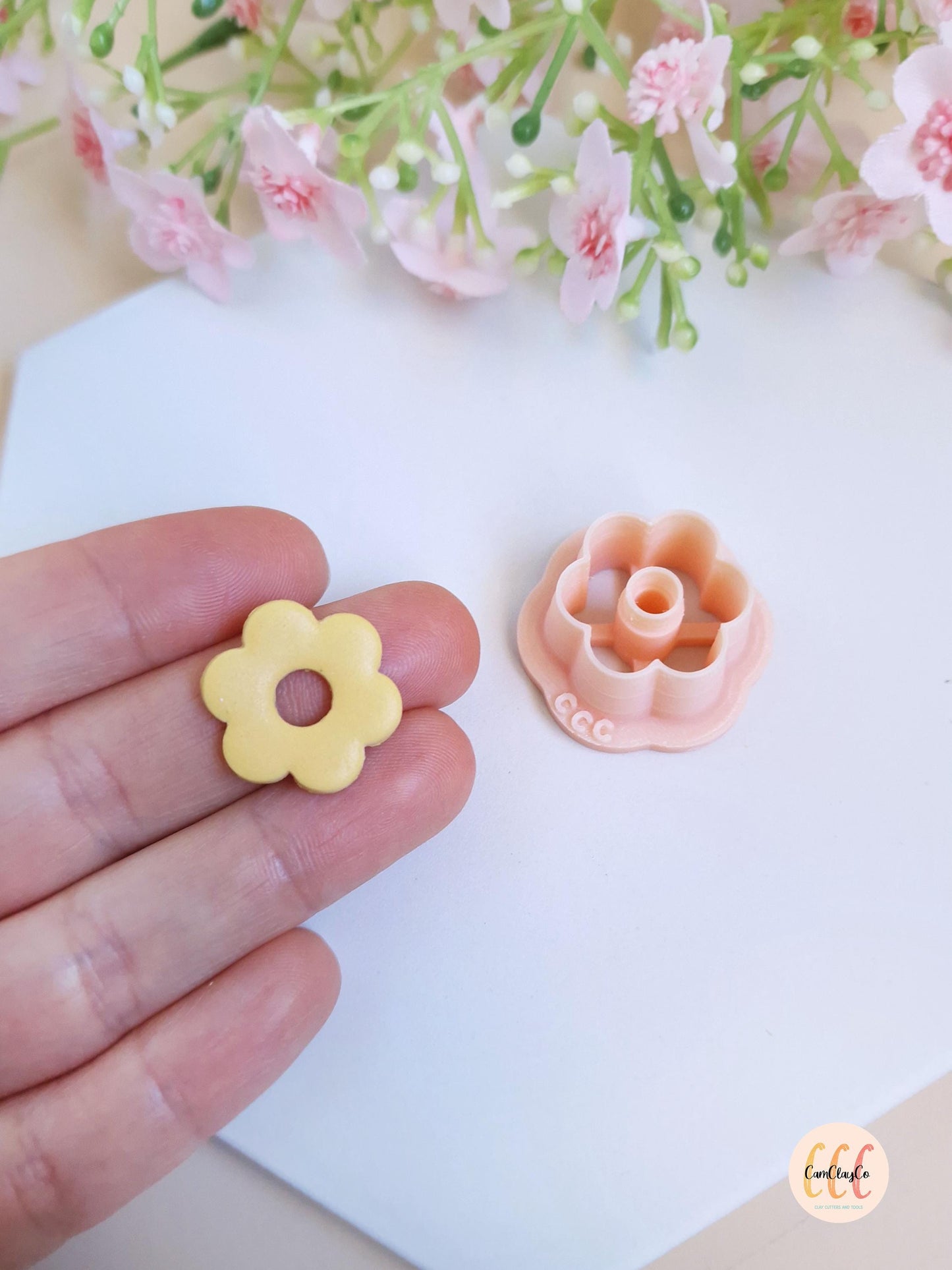 Emporte-pièces 3D en forme de fleur donut 6 pétales pour la fabrication de bijoux en argile polymère