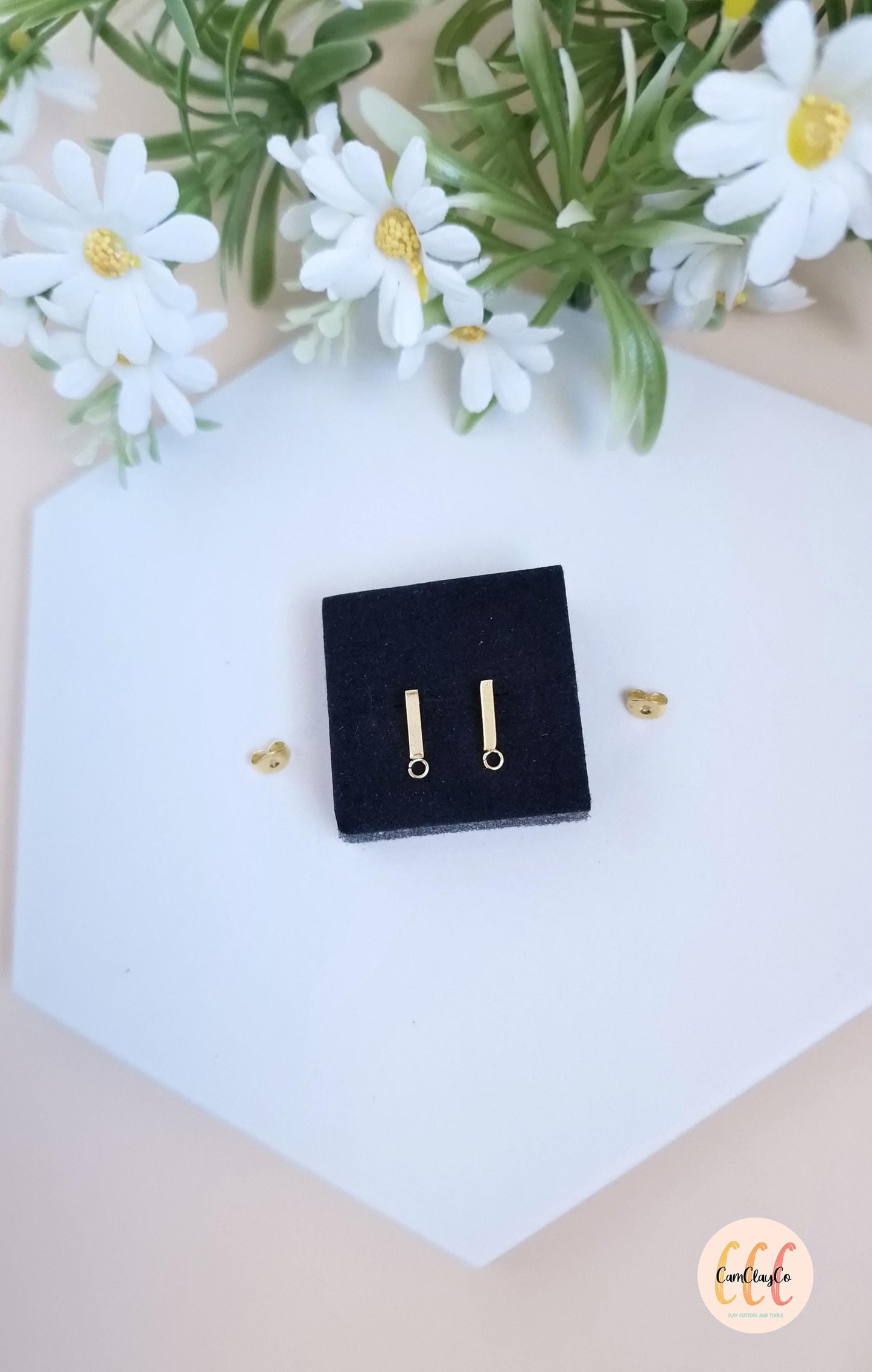 Boucles d'oreilles petites barres en acier inoxydable pour la fabrication de bijoux, doré et argenté - 2 pièces