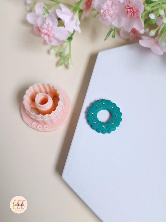 Emporte-pièce 3D en forme de couronne de Noël pour la fabrication de bijoux en argile polymère, pampille pour créoles interchangeables