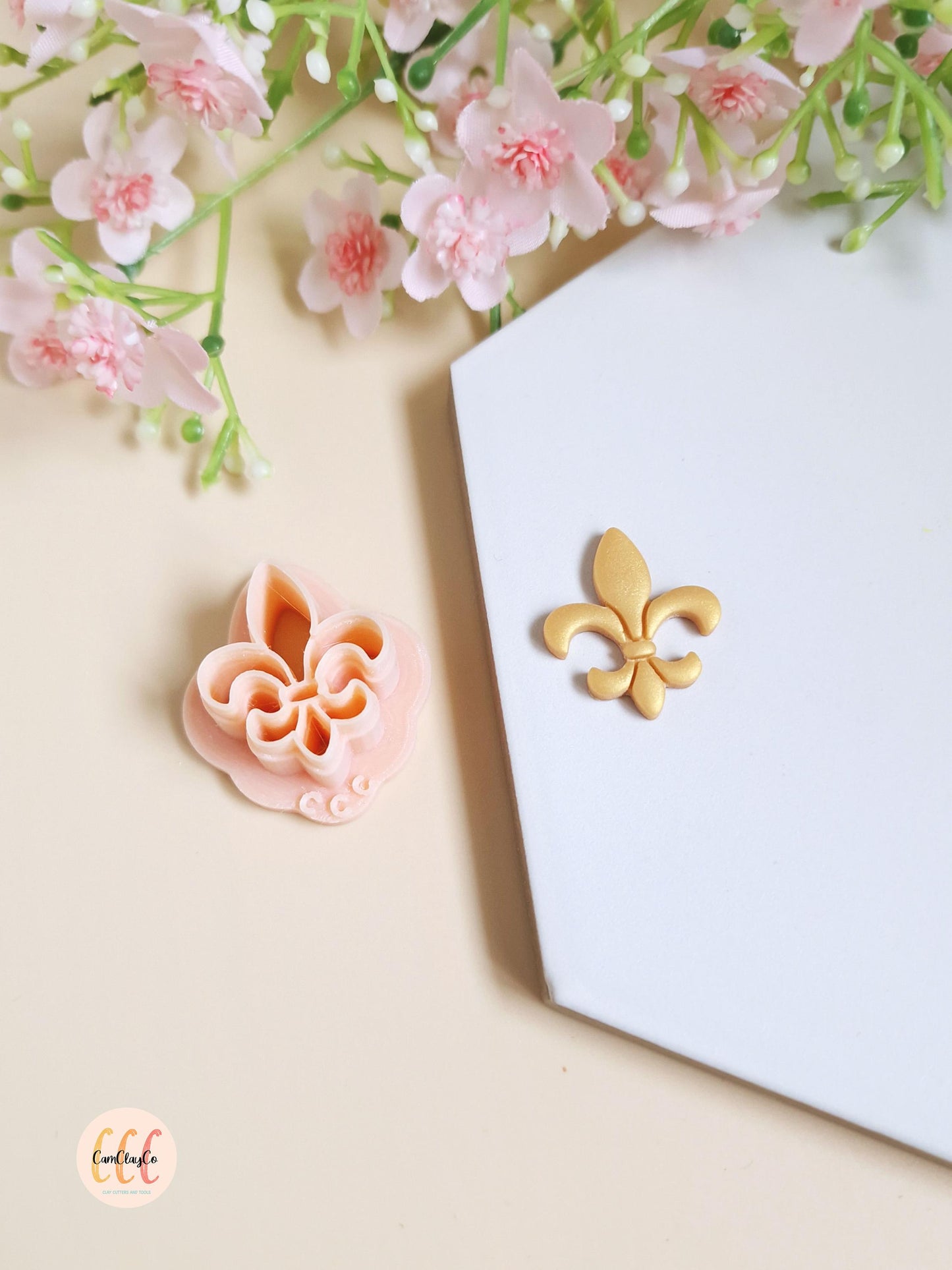 Emporte-pièce 3D en forme de fleur de lys pour la fabrication de bijoux en argile polymère - Mardi Gras