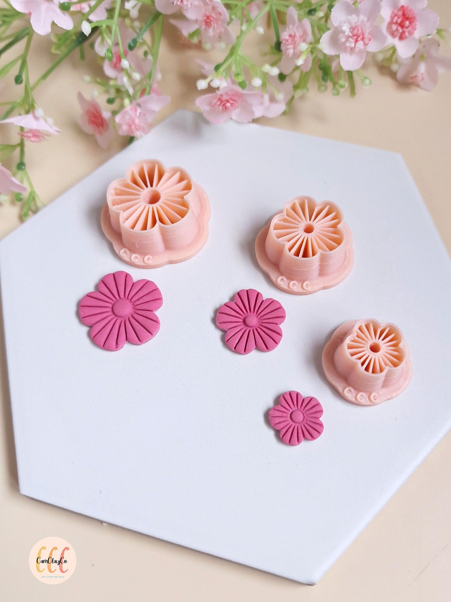 Emporte-pièces en forme de fleurs à 5 pétales striés pour la fabrication de bijoux en argile polymère, créoles interchangeables, pampilles