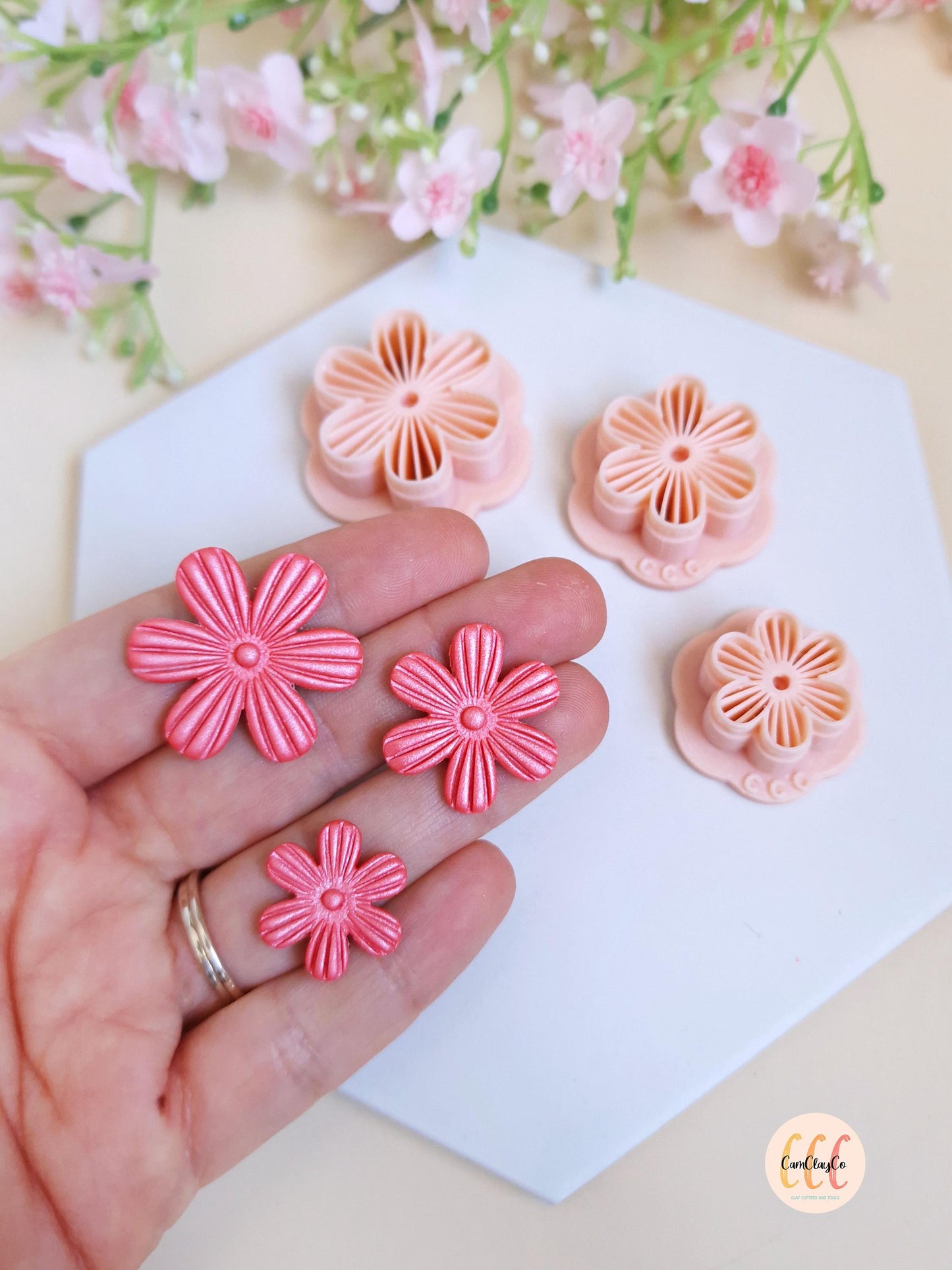 Emporte-pièces 3D fleurs striées 6 pétales pour la fabrication de bijoux en argile polymère, créoles interchangeables