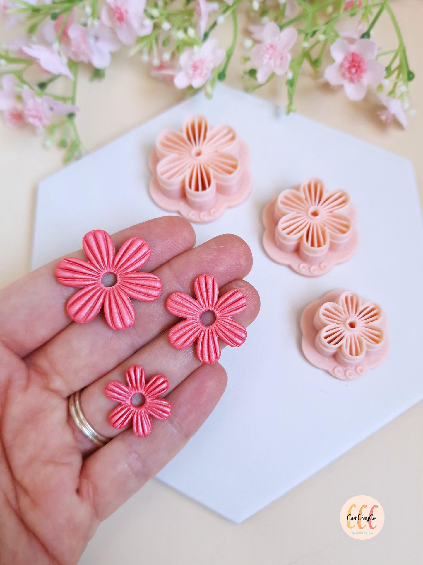Emporte-pièces 3D fleurs striées 6 pétales pour la fabrication de bijoux en argile polymère, créoles interchangeables