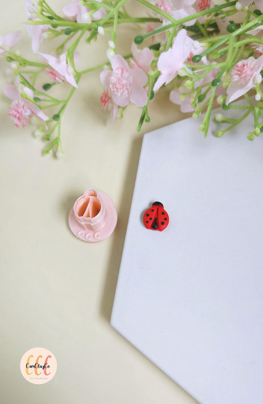 Emporte-pièce 3D en forme de petite coccinelle pour la fabrication de bijoux en argile polymère