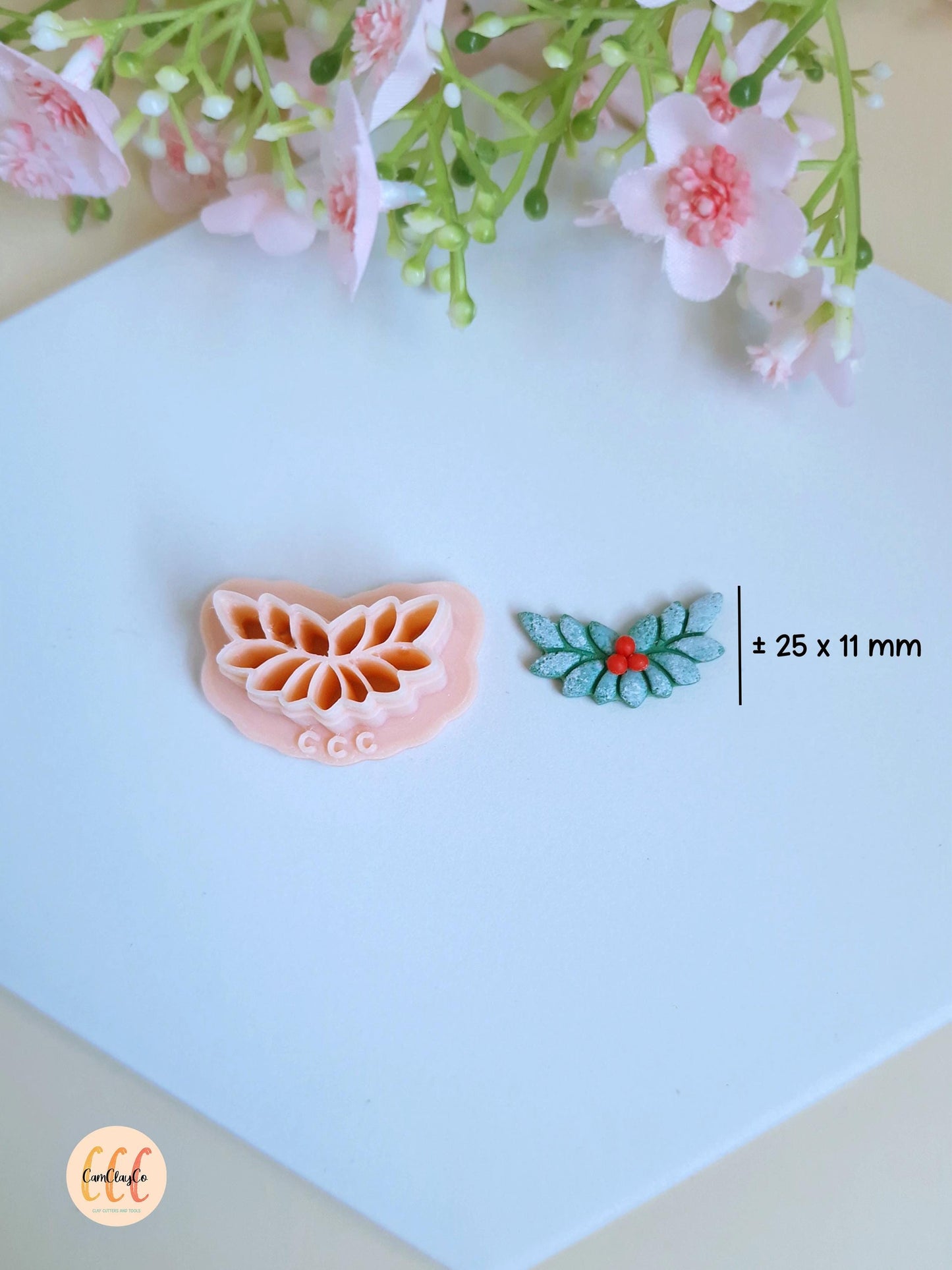 Emporte-pièce 3D en forme d'ornement feuillu de Noël pour la fabrication de bijoux en argile polymère