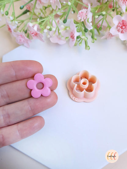 Emporte-pièce 3D en forme de fleur donut 5 pétales pour la fabrication de bijoux en argile polymère