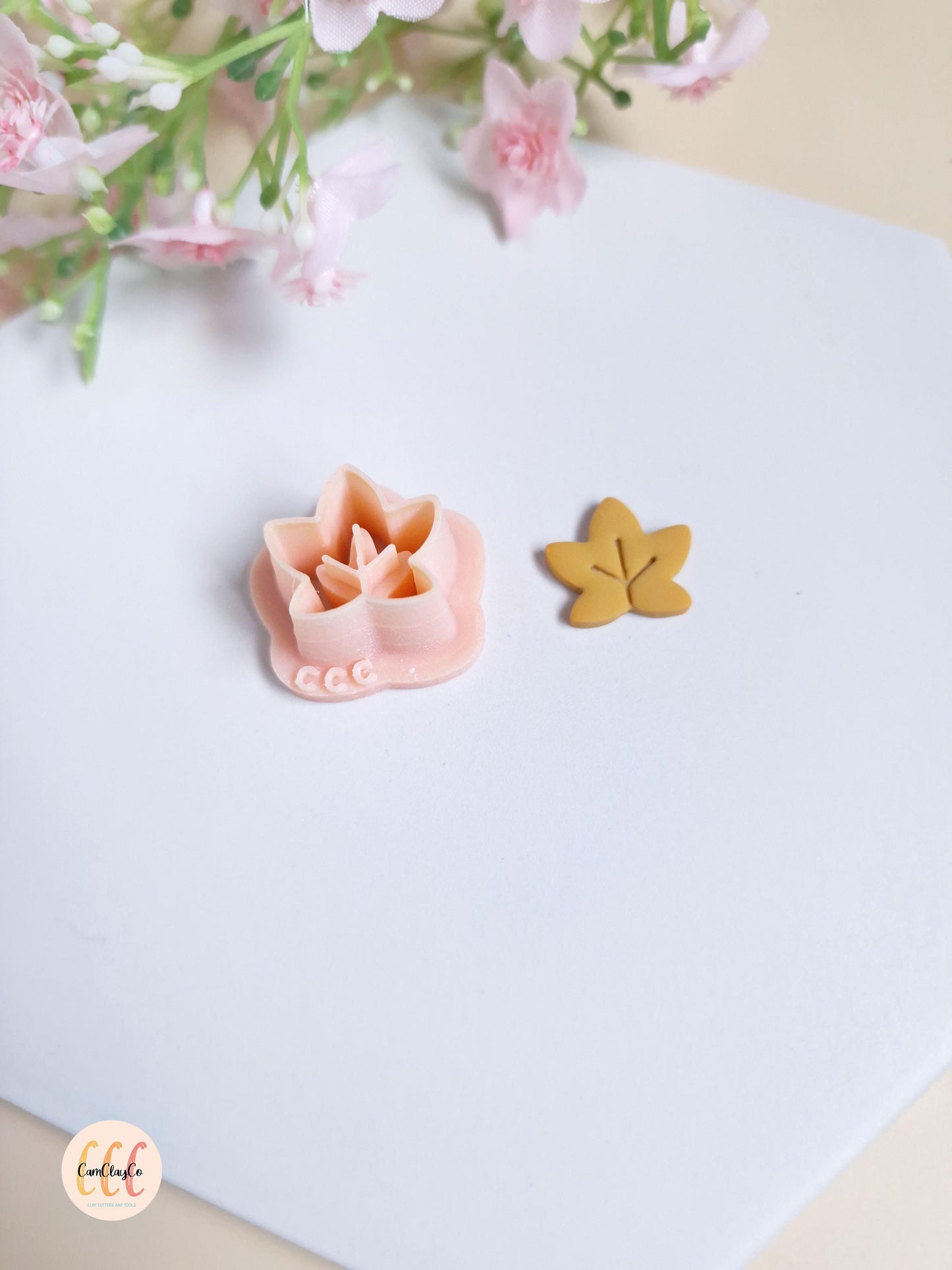 Emporte-pièce 3D en forme de petite feuille d'automne pour la fabrication de bijoux en argile polymère