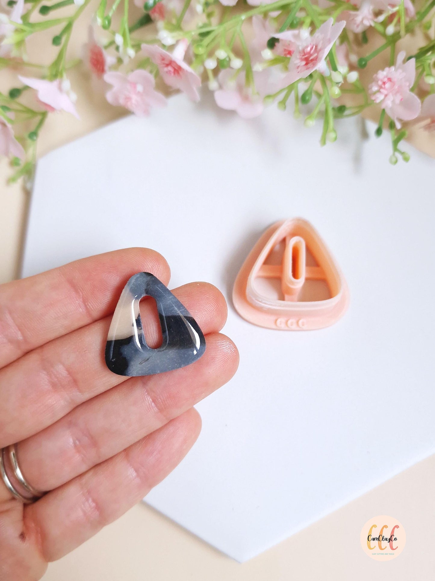 Emporte-pièce 3D en forme de triangle arrondi donut pour la fabrication de bijoux en argile polymère, créoles interchangeables, pampilles