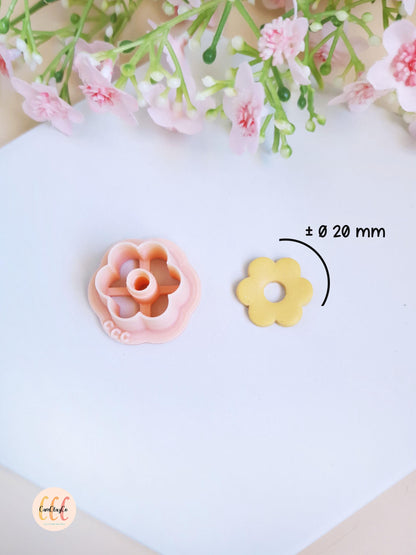 Emporte-pièces 3D en forme de fleur donut 6 pétales pour la fabrication de bijoux en argile polymère