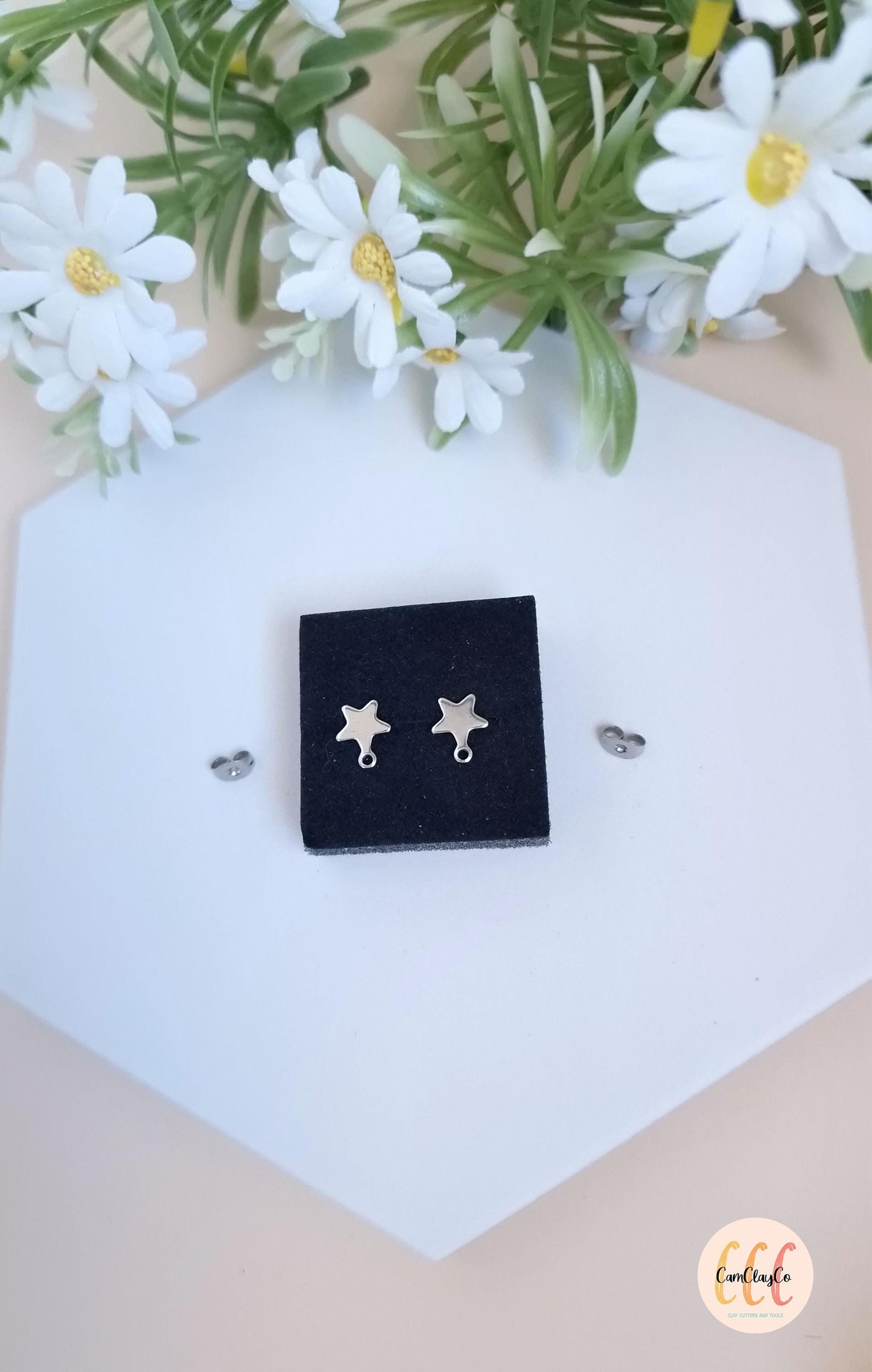 Boucles d'oreilles étoiles en acier inoxydable pour la fabrication de bijoux, doré et argenté - 2 pièces