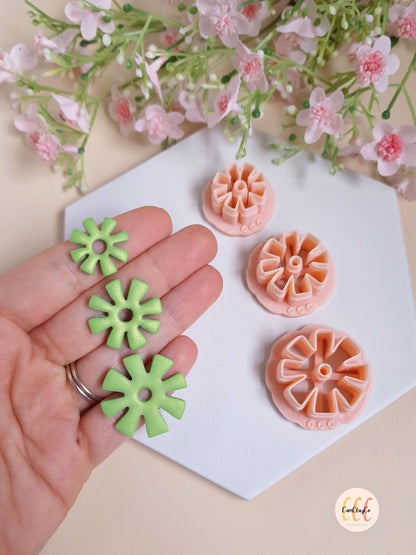 Emporte-pièces 3D en forme de fleurs 8 pétales carrés pour la fabrication de bijoux en argile polymère, créoles interchangeables, pampilles