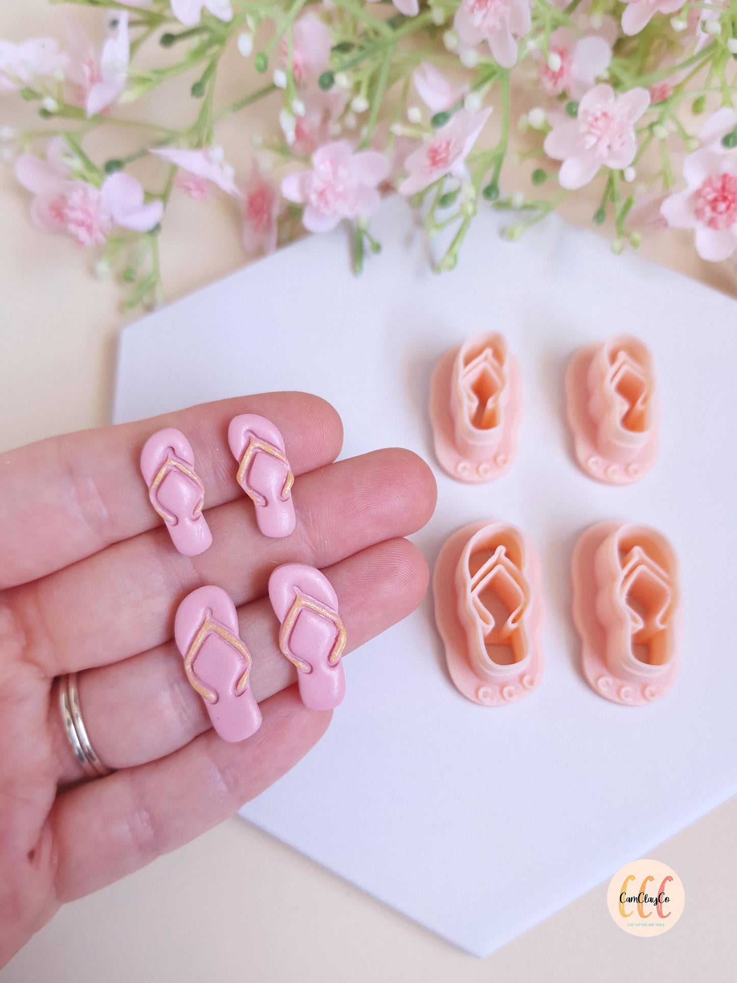 Emporte-pièces 3D en forme de tongs, flip flop pour la fabrication de bijoux en argile polymère