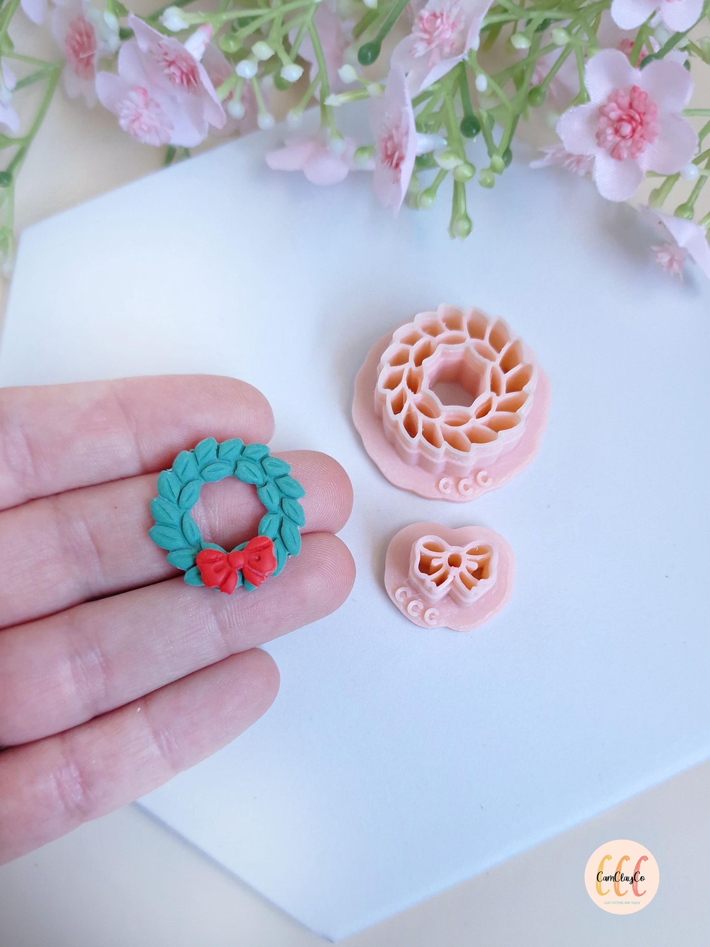 Emporte-pièces 3D en forme de couronne de Noël et nœud pour la fabrication de bijoux en argile polymère