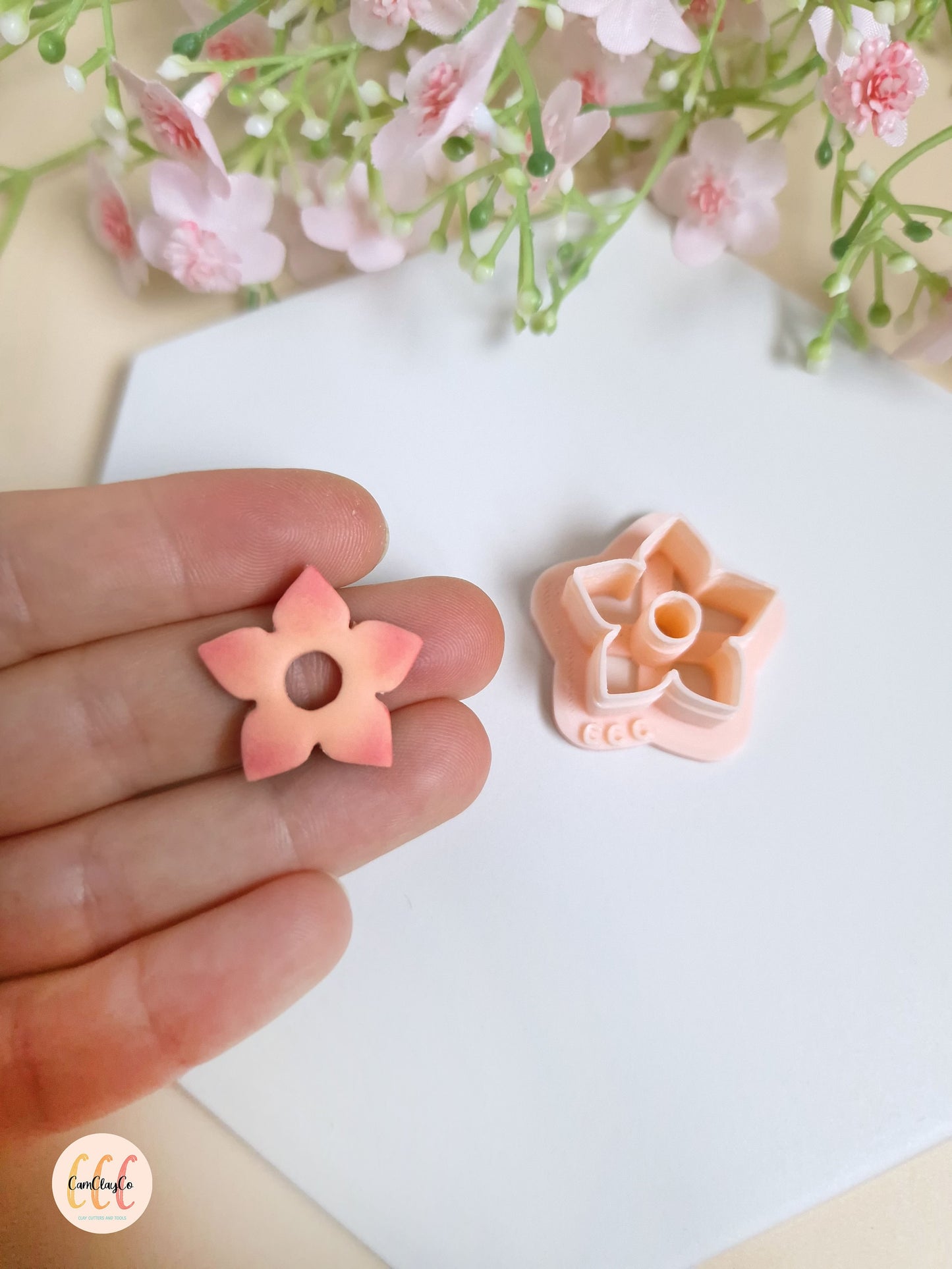 Emporte-pièce 3D en forme de fleur de cerisier pour la fabrication de bijoux en argile polymère, créoles interchangeables, pampilles