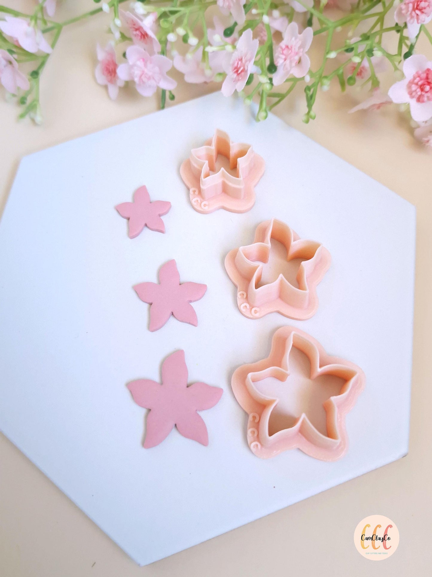 Emporte-pièces en forme de fleur irrégulière pétales pointus - Fabrication de bijoux en argile polymère, créoles interchangeables, pampilles