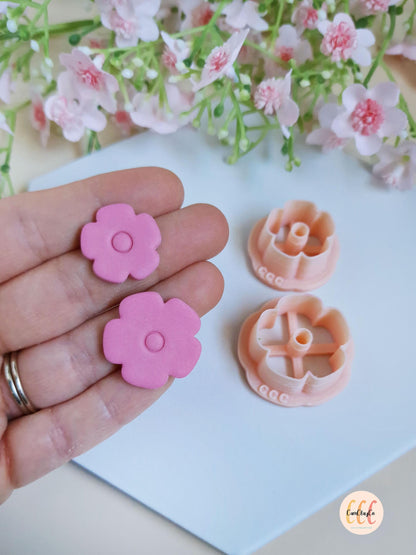 Emporte-pièces 3D fleurs à 5 pétales larges pour la fabrication de bijoux en argile polymère, créoles interchangeables, pampilles