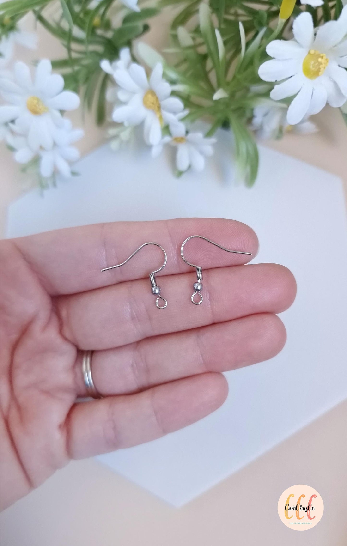 Crochets boucles d'oreilles en acier inoxydable pour la fabrication de bijoux, doré et argenté - 10 pièces