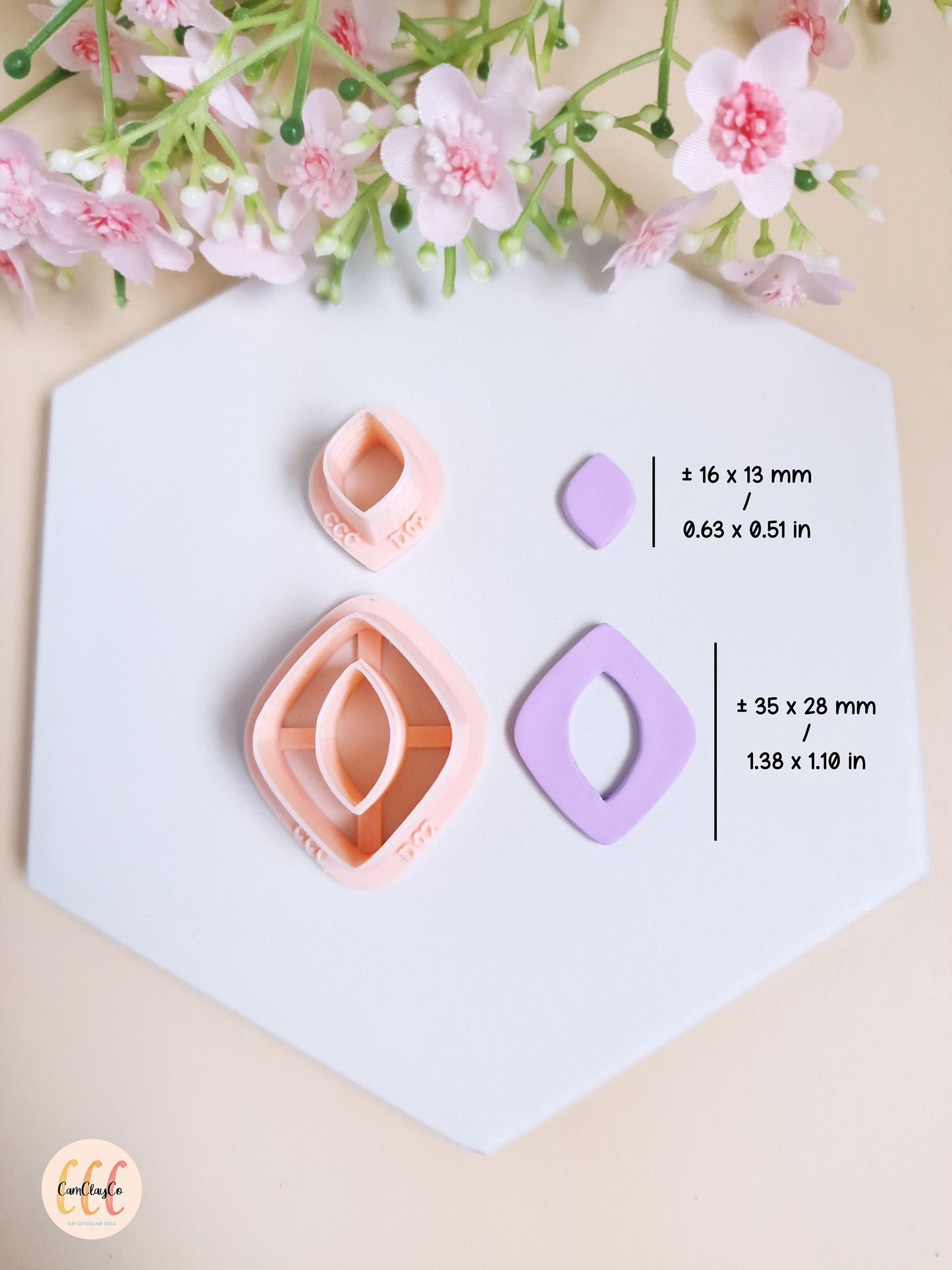 Set de deux emporte-pièces pour la fabrication de bijoux en argile polymère - D02