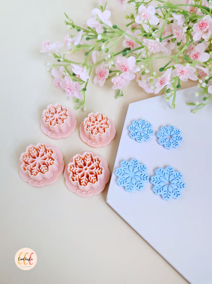 Emporte-pièces 3D en forme de flocons estampés Noël pour la fabrication de bijoux en argile polymère, créoles interchangeables, pampilles