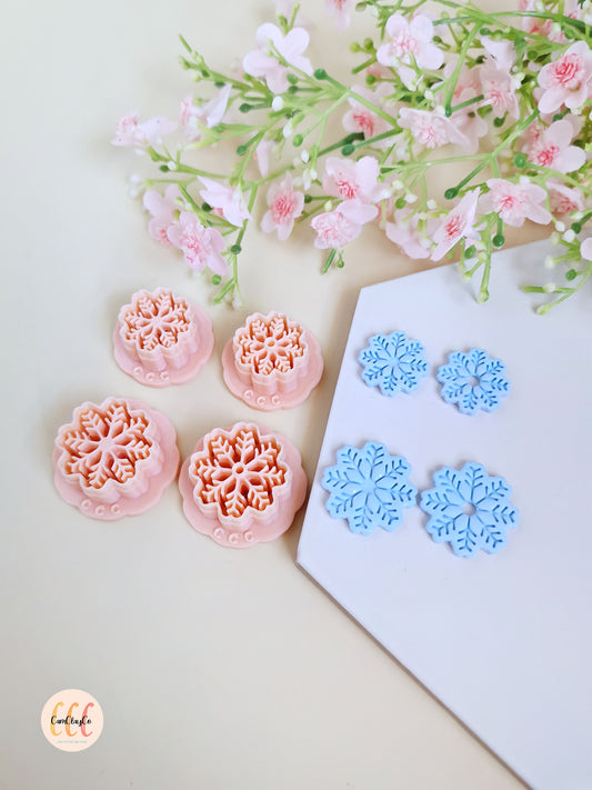 Emporte-pièces 3D en forme de flocons estampés Noël pour la fabrication de bijoux en argile polymère, créoles interchangeables, pampilles