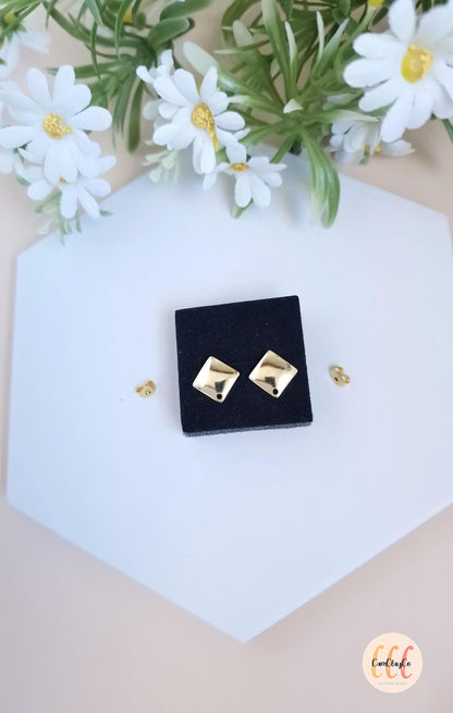 Boucles d'oreilles carrés en acier inoxydable pour la fabrication de bijoux, doré et argenté - 2 pièces