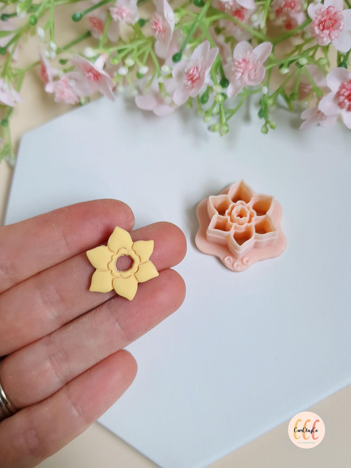 Emporte-pièce 3D en forme de narcisse pour la fabrication de bijoux en argile polymère, créoles interchangeables, pampilles