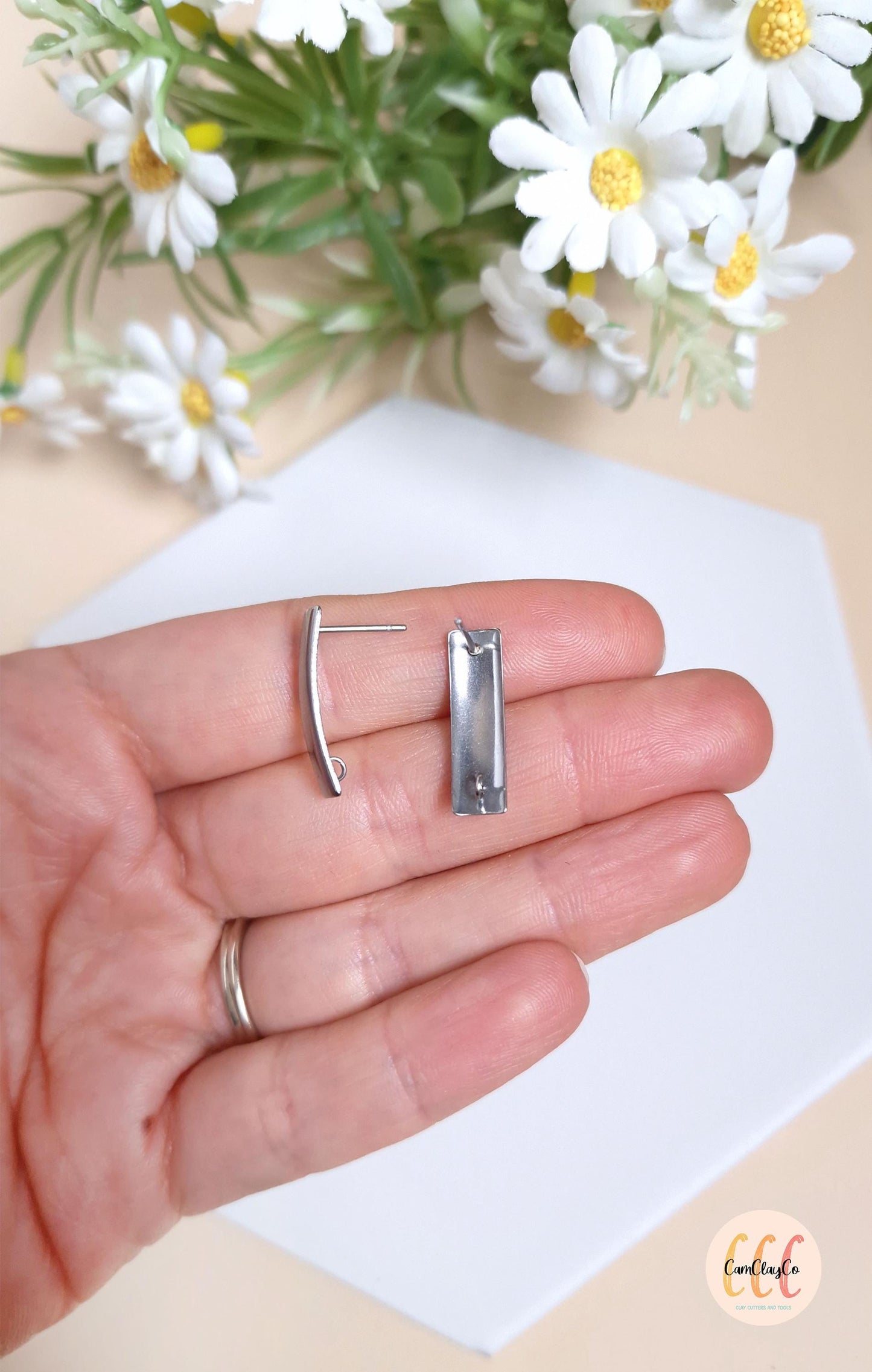 Boucles d'oreilles barres rectangles bombées en acier inoxydable pour la fabrication de bijoux, doré et argenté - 2 pièces