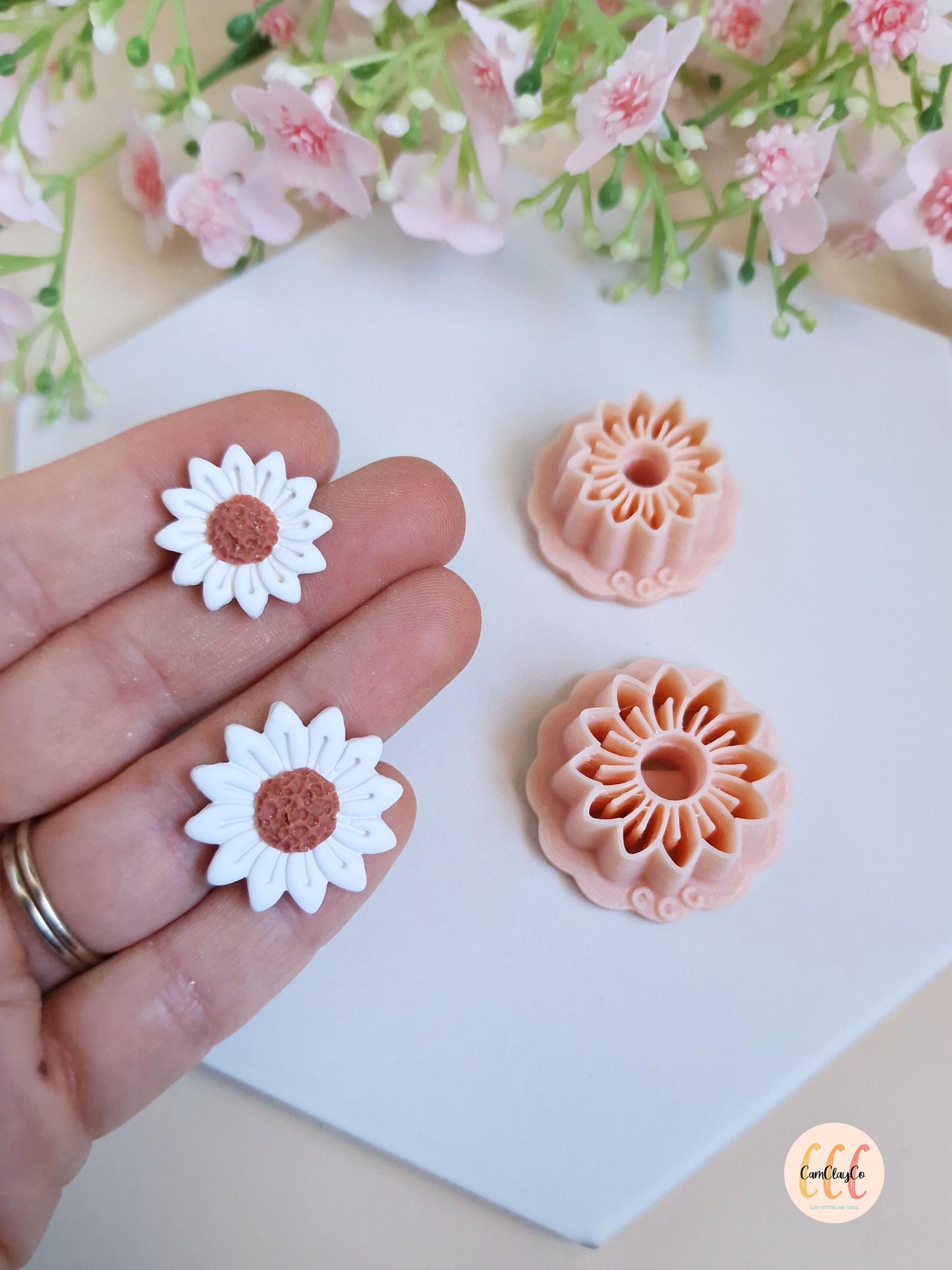 Emporte-pièces 3D tournesols 12 pétales pour la fabrication de bijoux en argile polymère, créoles interchangeables, pampilles