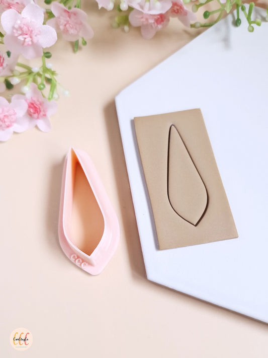Emporte-pièce 3D en forme de goutte pointue pour bijoux en argile polymère