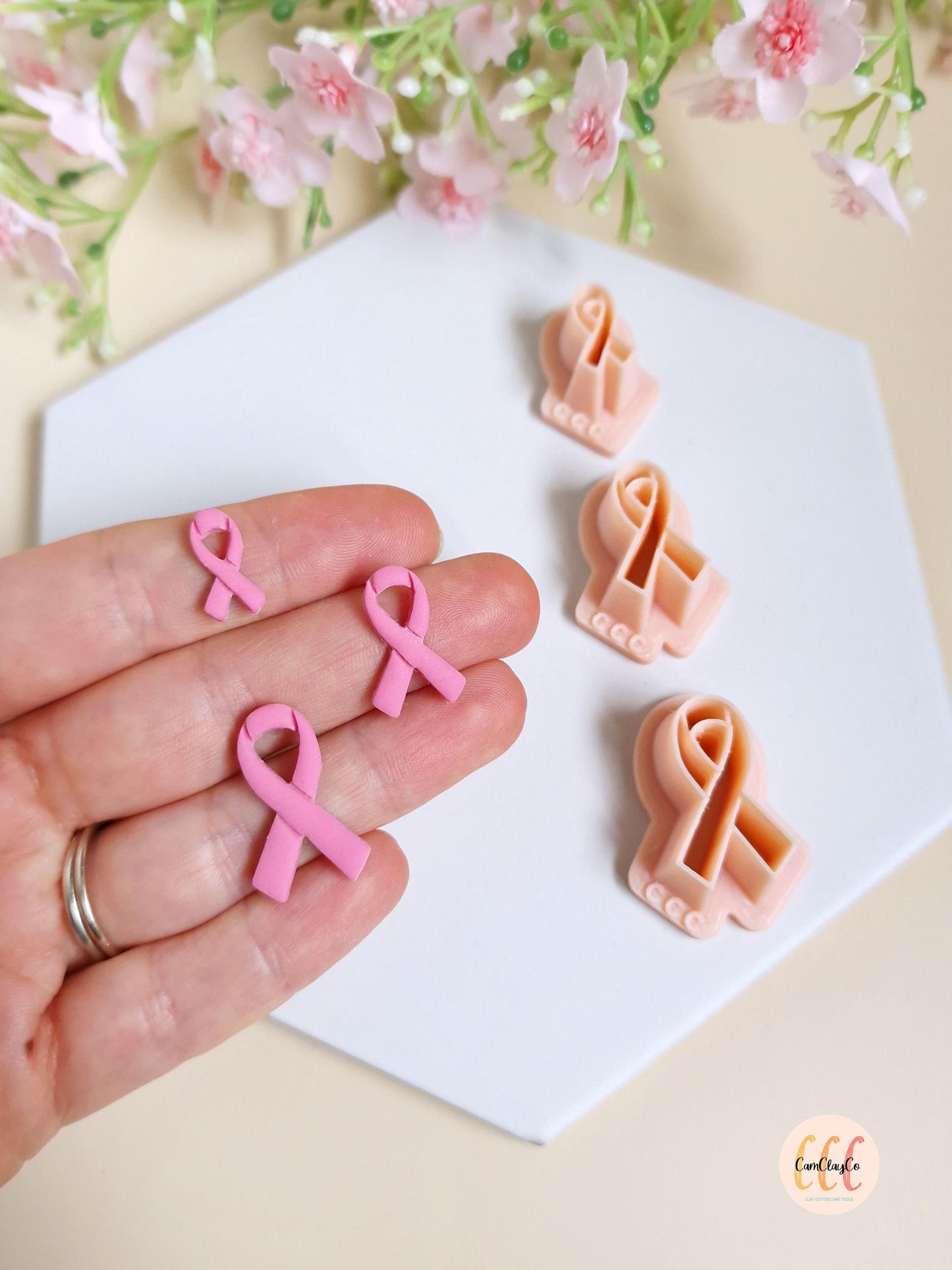 Emporte-pièces 3D en forme de ruban Octobre Rose pour la fabrication de bijoux en argile polymère