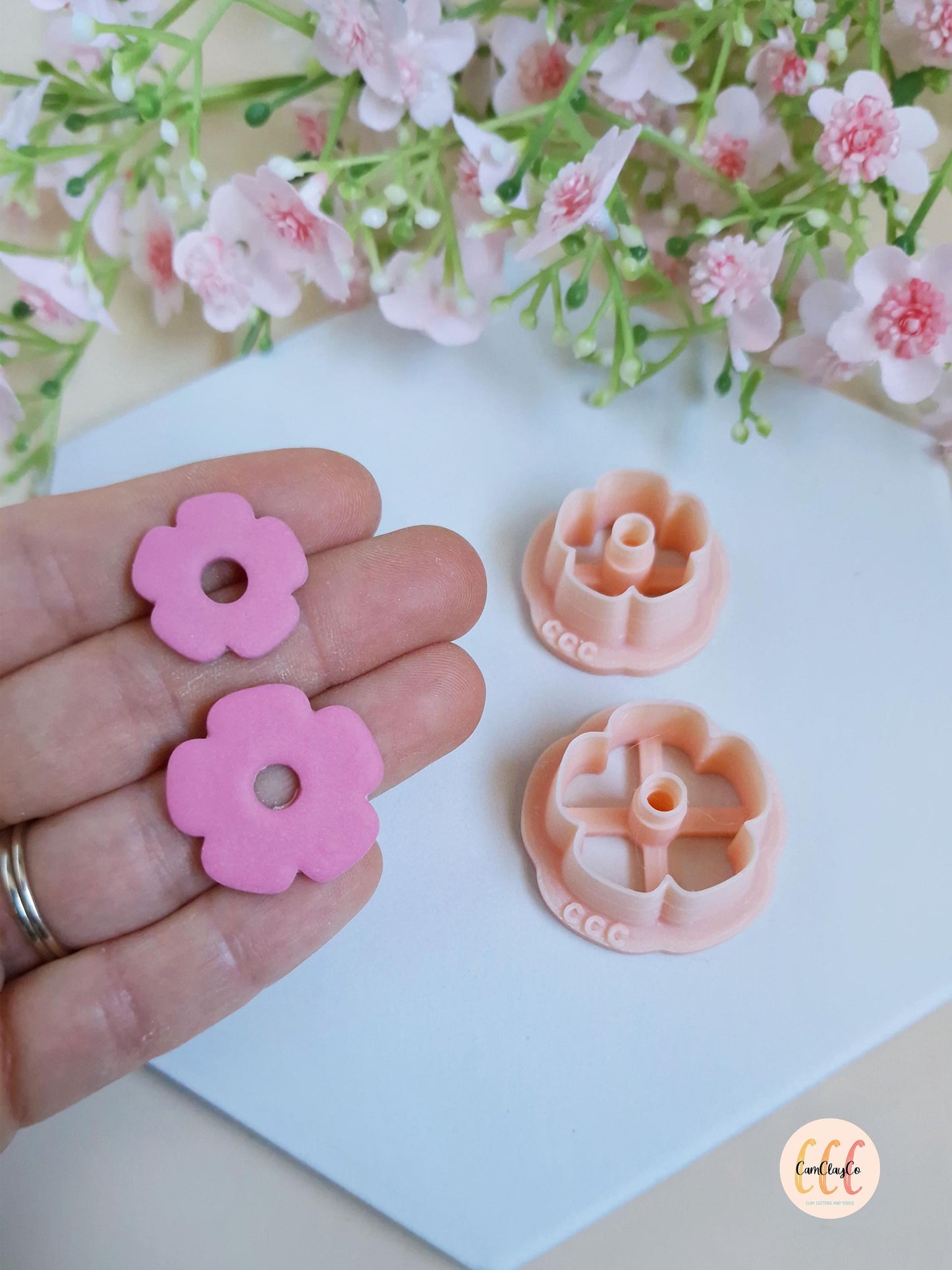 Emporte-pièces 3D fleurs à 5 pétales larges pour la fabrication de bijoux en argile polymère, créoles interchangeables, pampilles