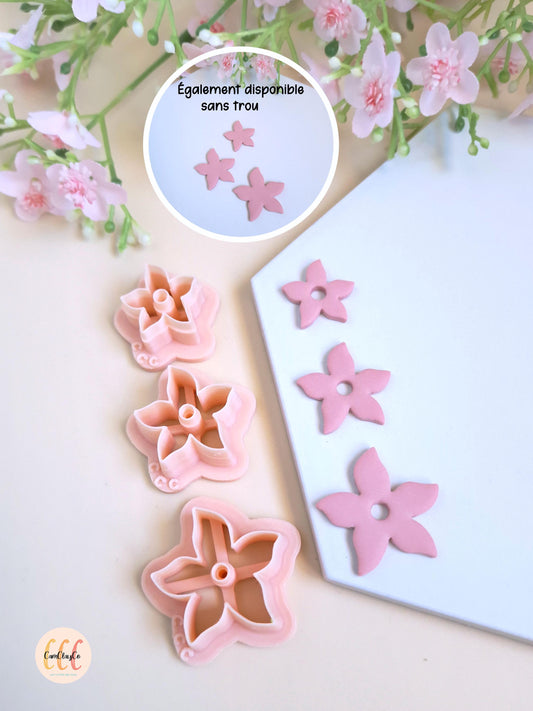 Emporte-pièces en forme de fleur irrégulière pétales pointus - Fabrication de bijoux en argile polymère, créoles interchangeables, pampilles