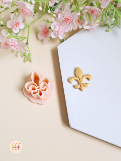 Emporte-pièce 3D en forme de fleur de lys pour la fabrication de bijoux en argile polymère - Mardi Gras