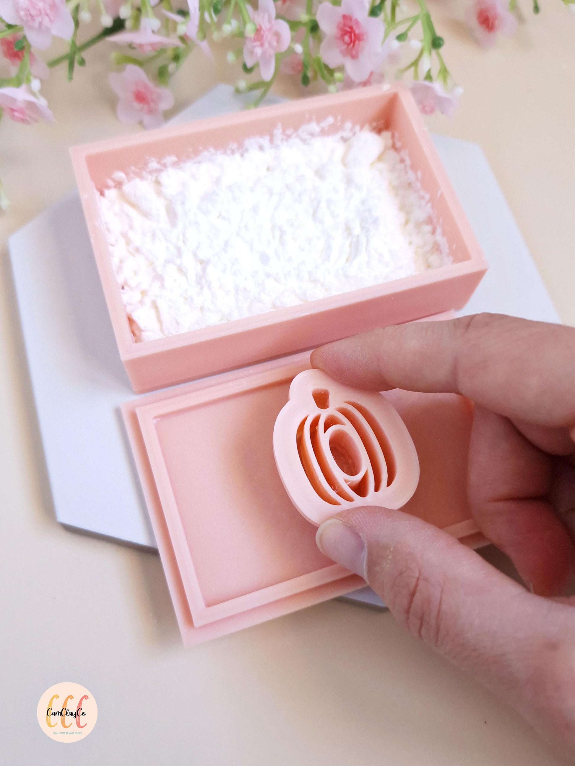 Boîte pour fécule de maïs, pour créations en argile polymère