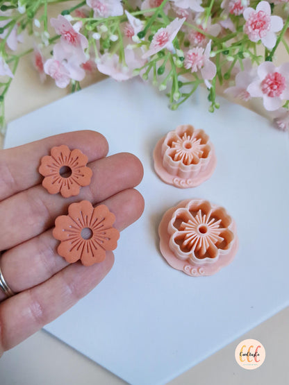 Emporte-pièces 3D fleurs à 6 pétales doubles pour la fabrication de bijoux en argile polymère, créoles interchangeables, pampilles