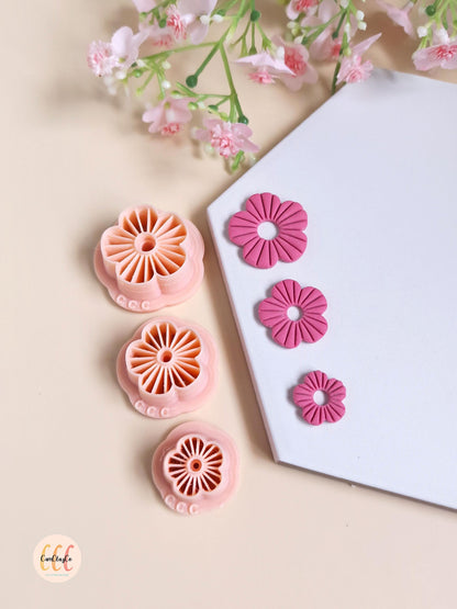 Emporte-pièces en forme de fleurs à 5 pétales striés pour la fabrication de bijoux en argile polymère, créoles interchangeables, pampilles