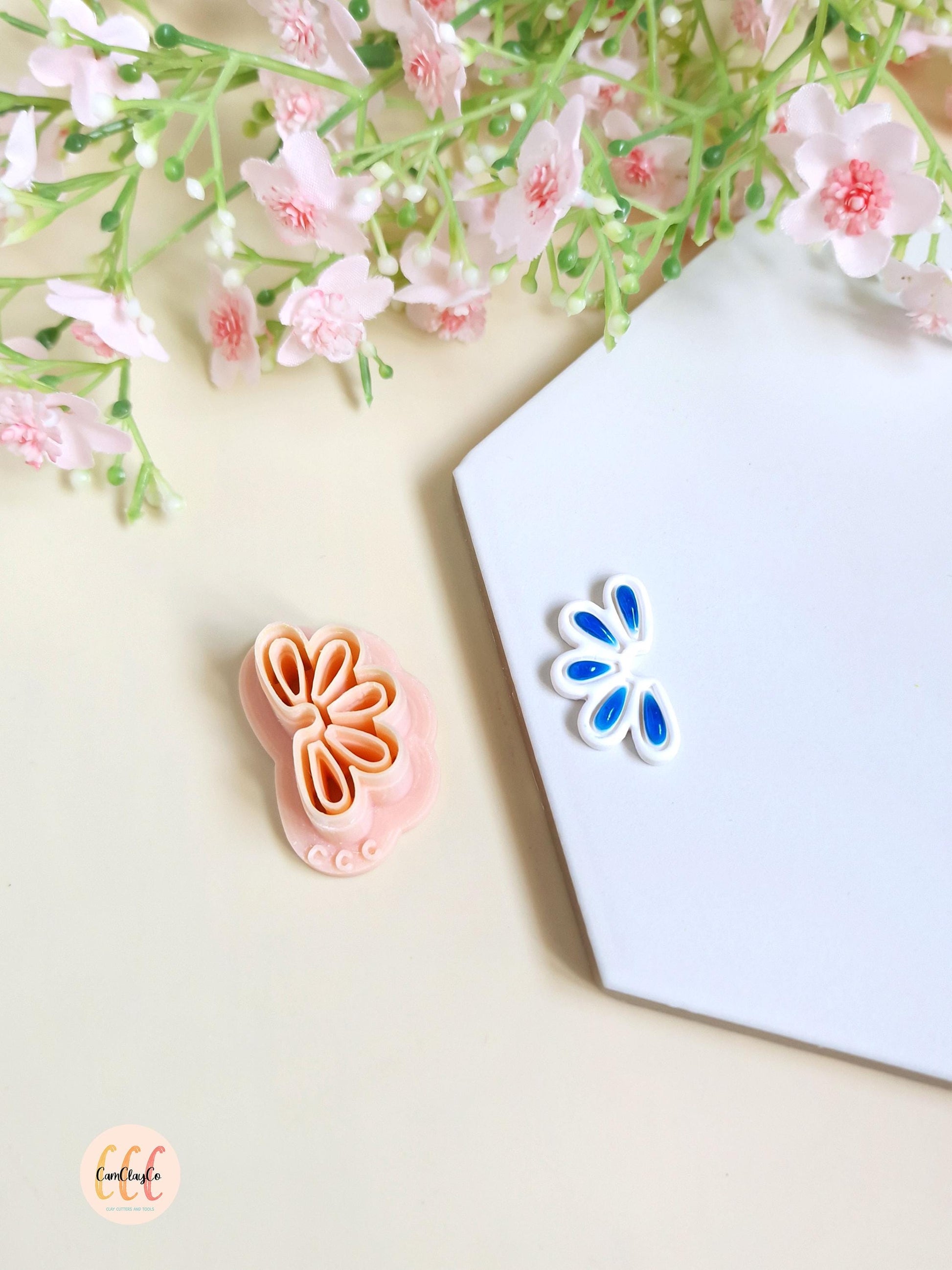 Emporte-pièce 3D en forme de demie-fleur estampée pour la fabrication de bijoux en argile polymère