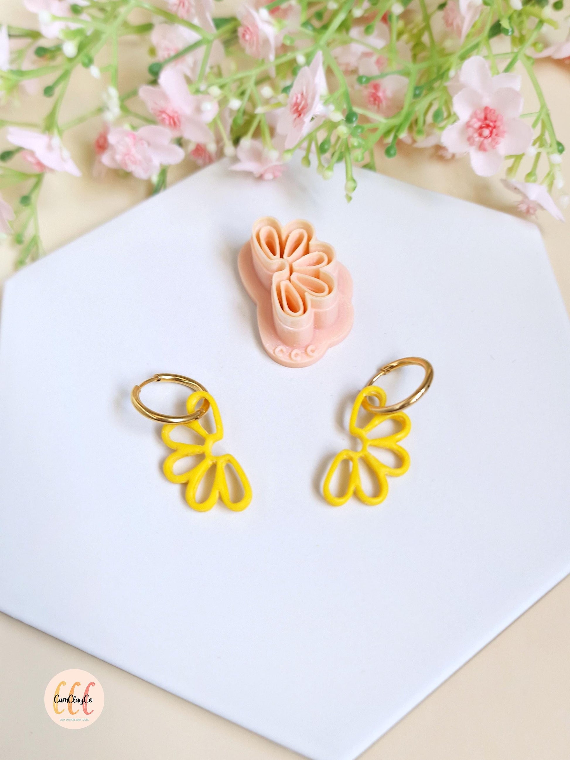 Emporte-pièce 3D en forme de demie-fleur estampée pour la fabrication de bijoux en argile polymère