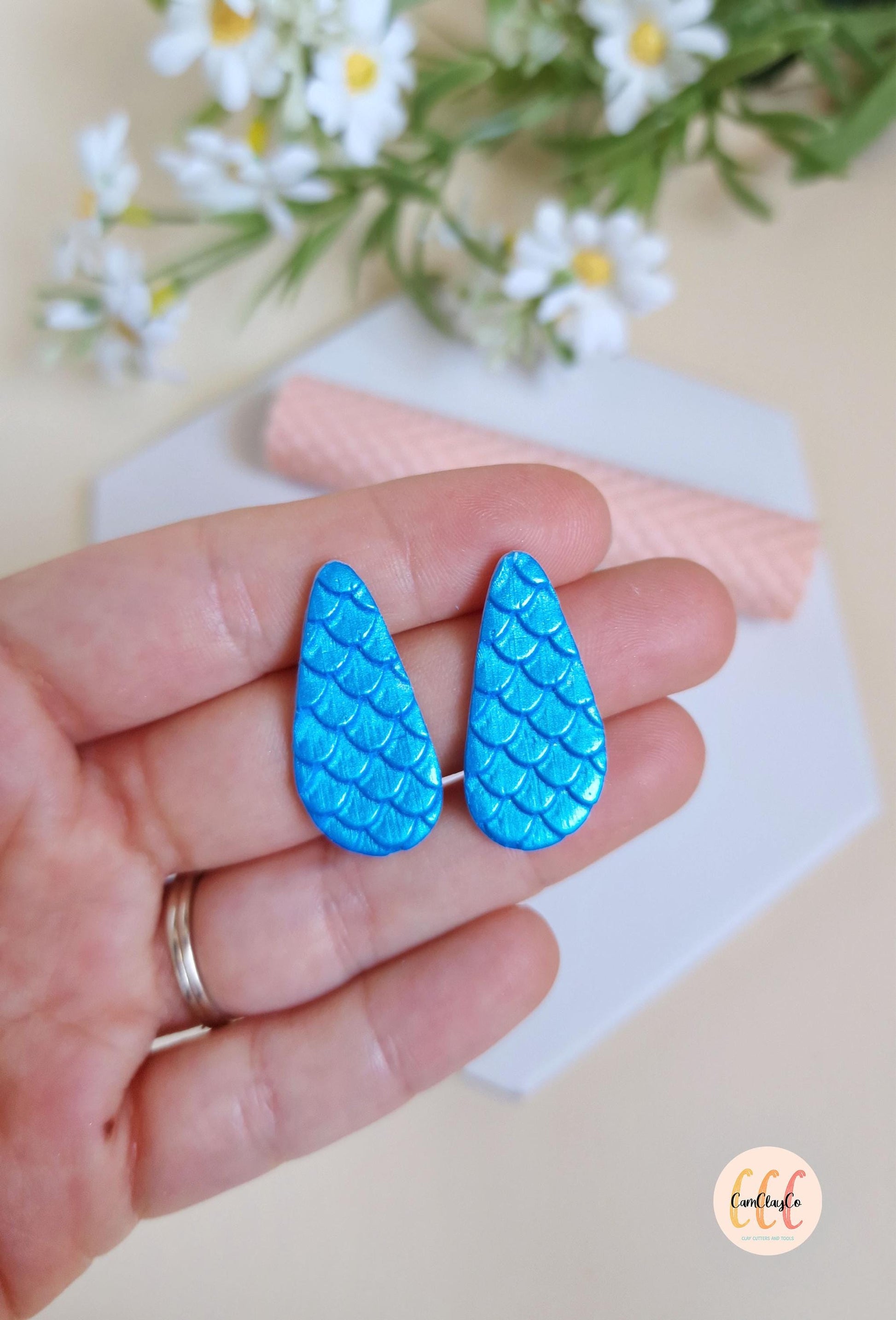 Rouleau texture 3D effet écailles de poisson pour la fabrication de bijoux en argile polymère