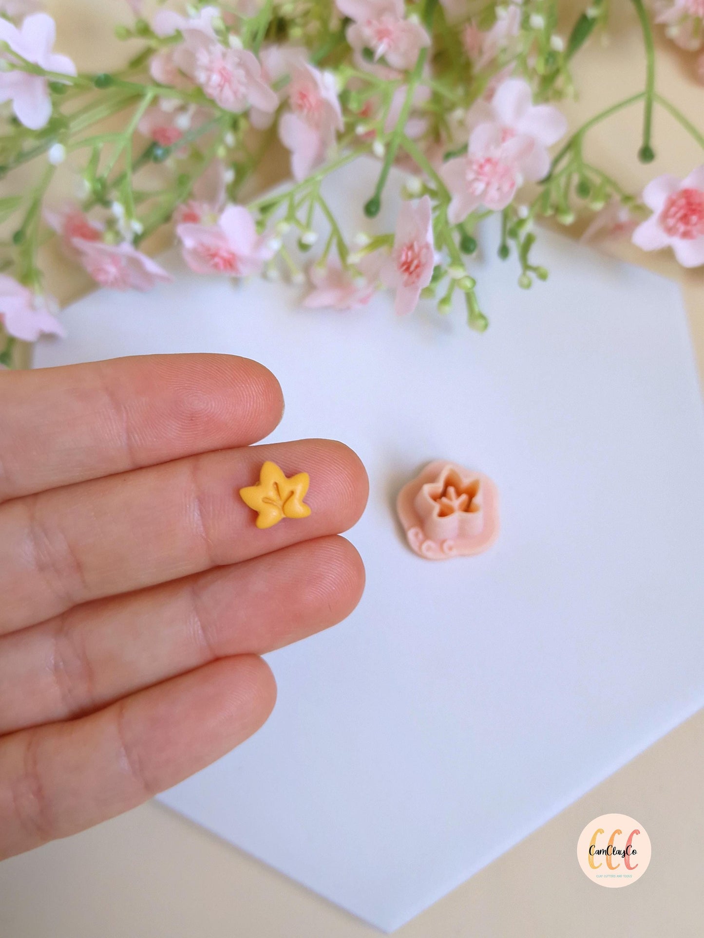 Emporte-pièce 3D en forme de mini feuille pour la fabrication de bijoux en argile polymère