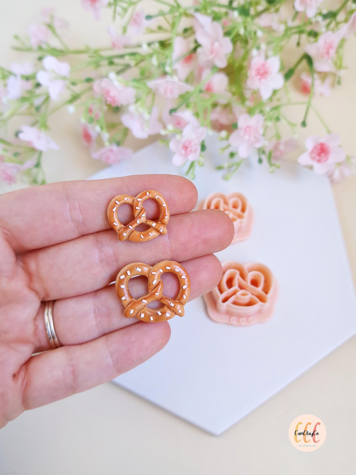 Emporte-pièces 3D en forme de bretzels pour la fabrication de bijoux en argile polymère, créoles interchangeables, pampilles