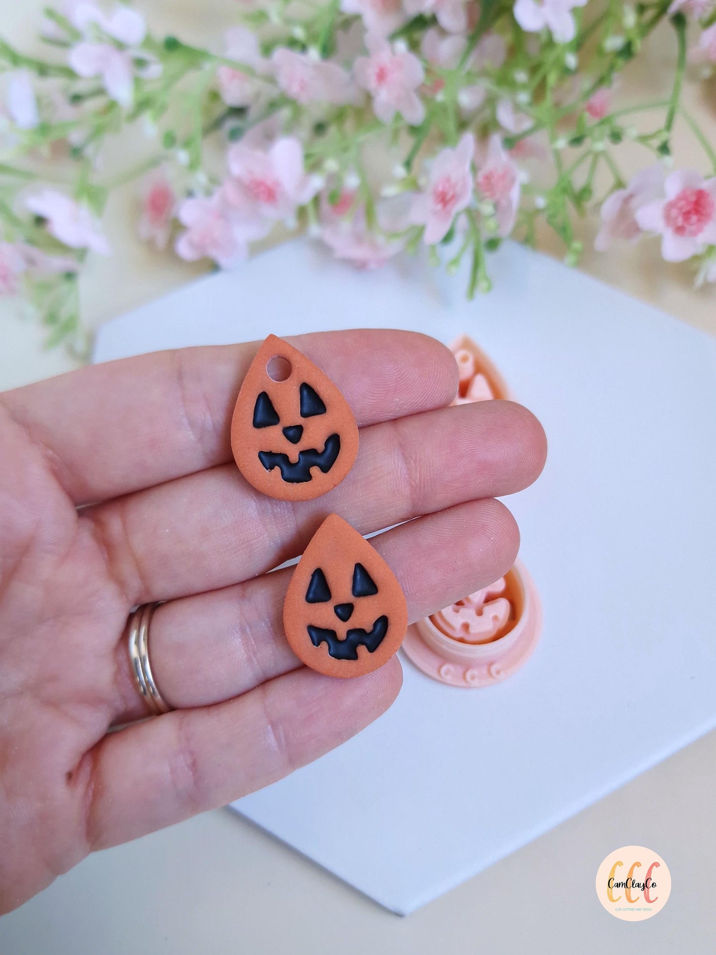 Emporte-pièces Halloween en forme de goutte citrouille pour la fabrication de bijoux en argile polymère, pampilles créoles interchangeables