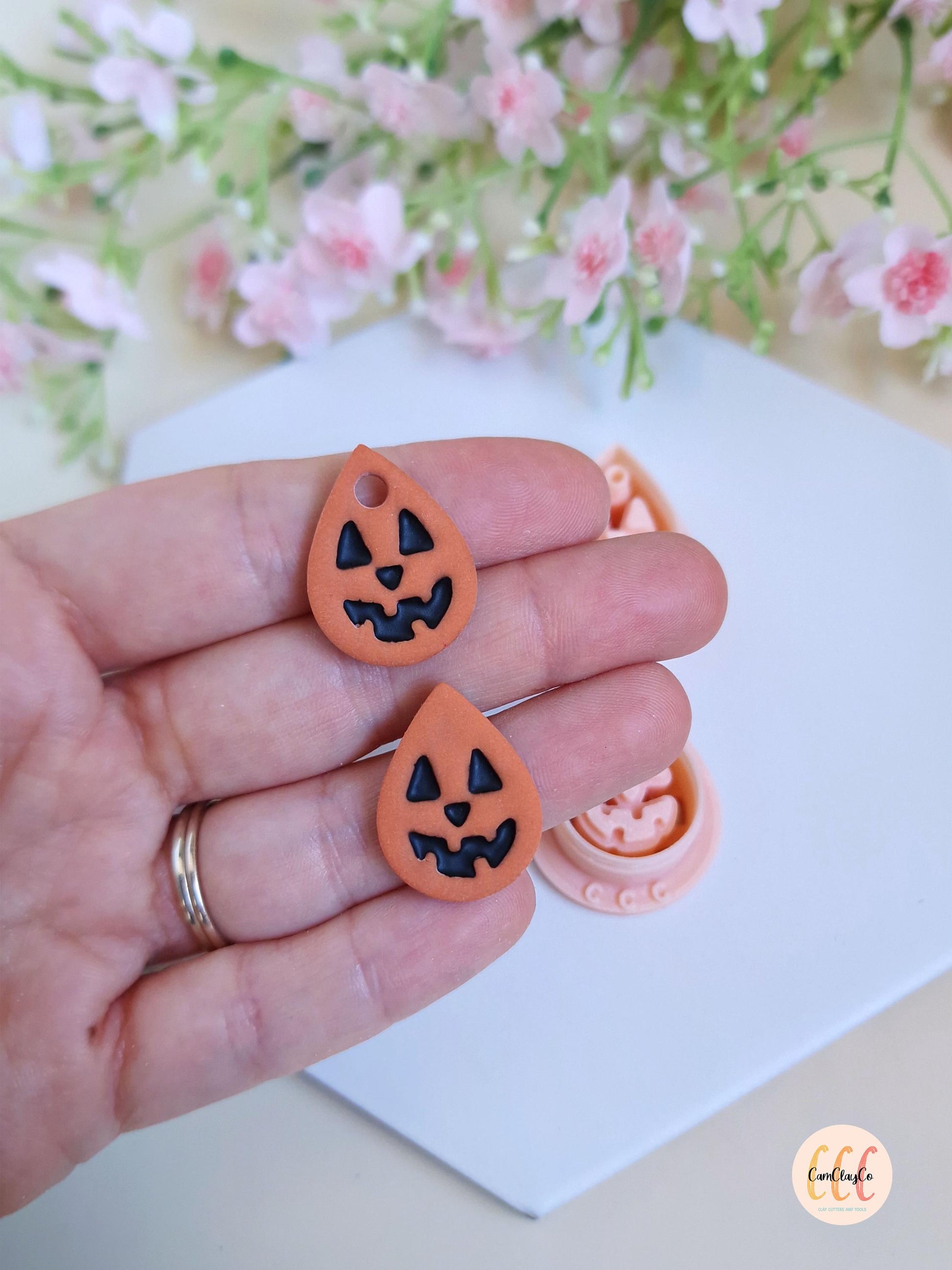 Emporte-pièces Halloween en forme de goutte citrouille pour la fabrication de bijoux en argile polymère, pampilles créoles interchangeables