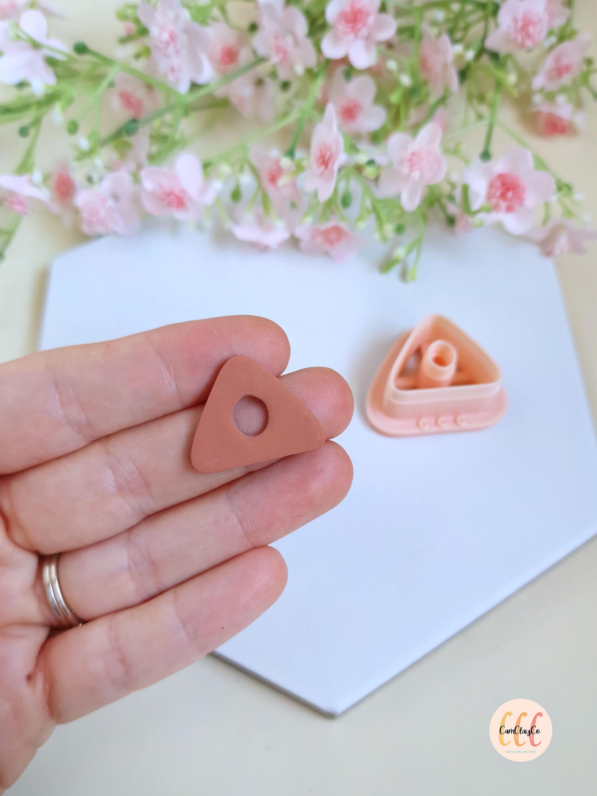 Emporte-pièce 3D en forme de triangle organique donut pour la fabrication de bijoux en argile polymère, pampilles créoles interchangeables